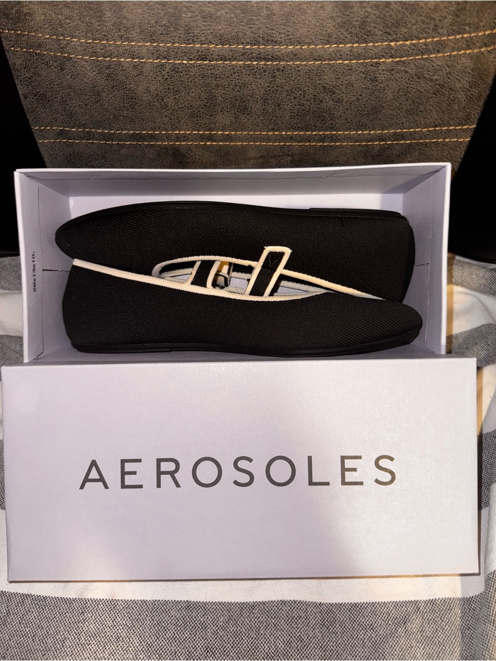 Aerosoles black and white Mary Jane’s flats woman size 9.5